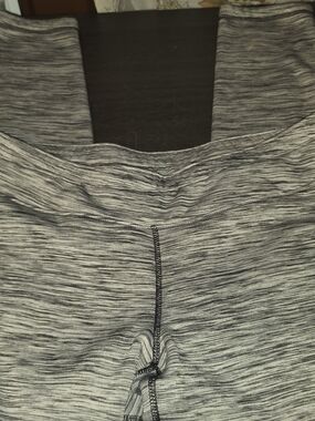 Avalanche Heathered Gray Athletic Leggings